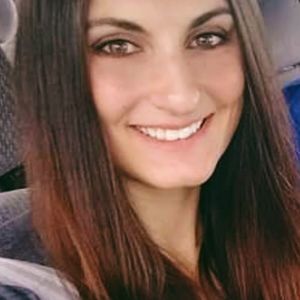 Meet your Posher, Angie